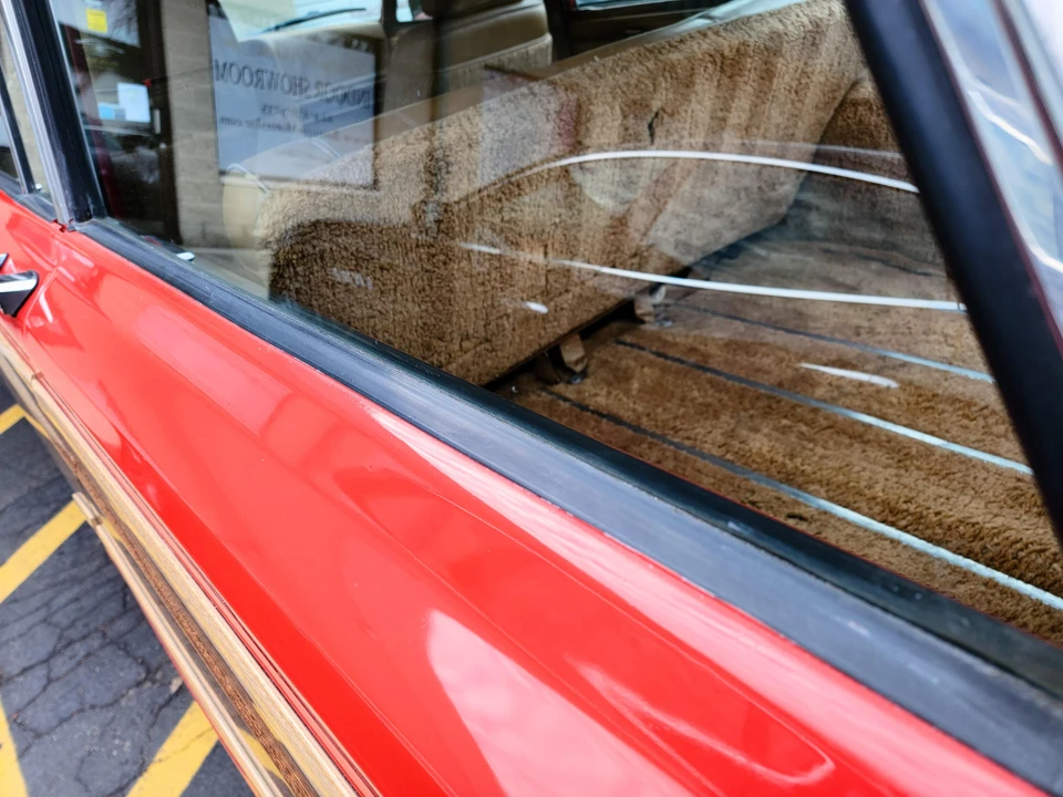 1985 Jeep SJ Grand Wagoneer - Image 21 of 31