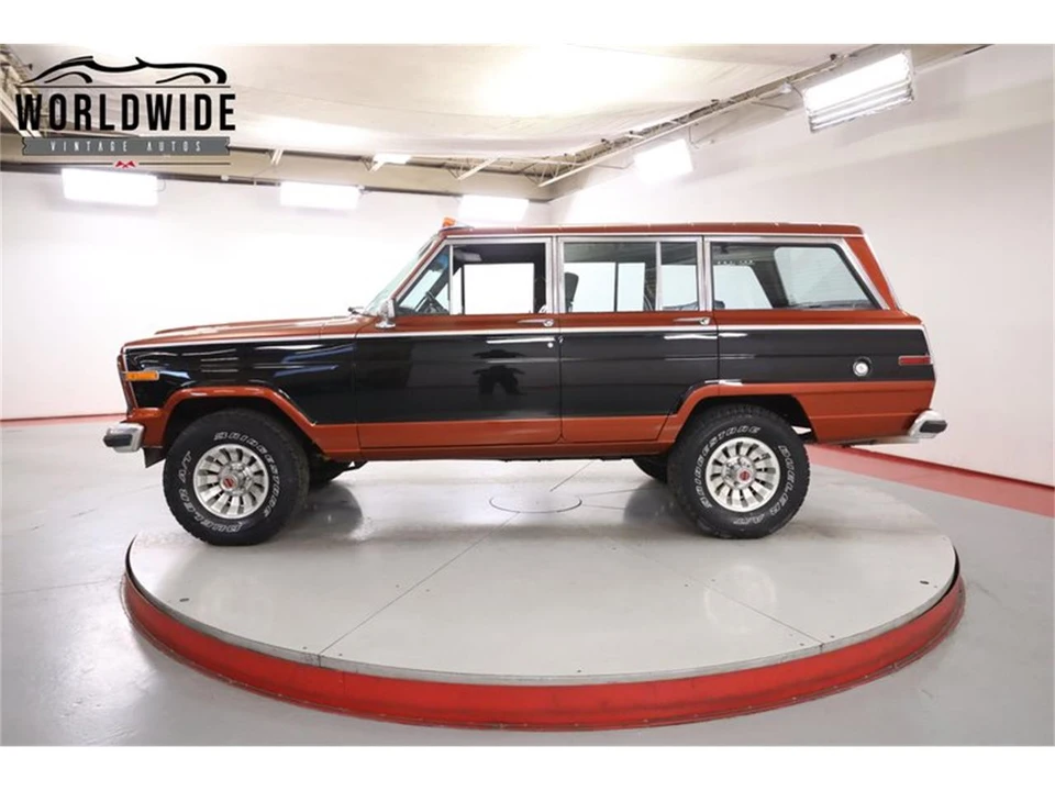 1985 Jeep SJ Grand Wagoneer - Image 3 of 31