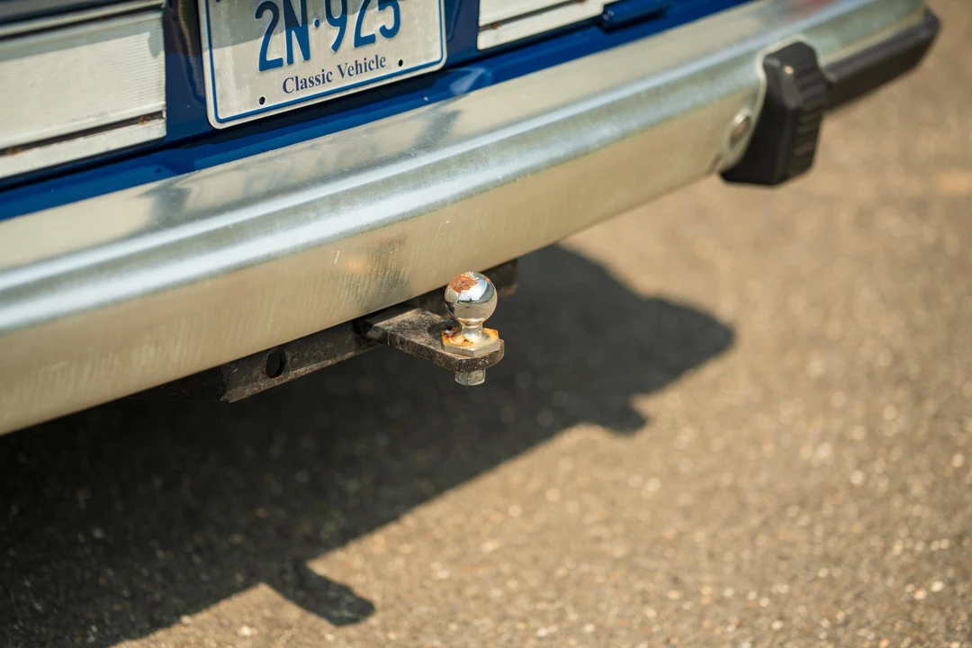 1985 Jeep SJ Grand Wagoneer - Image 23 of 31