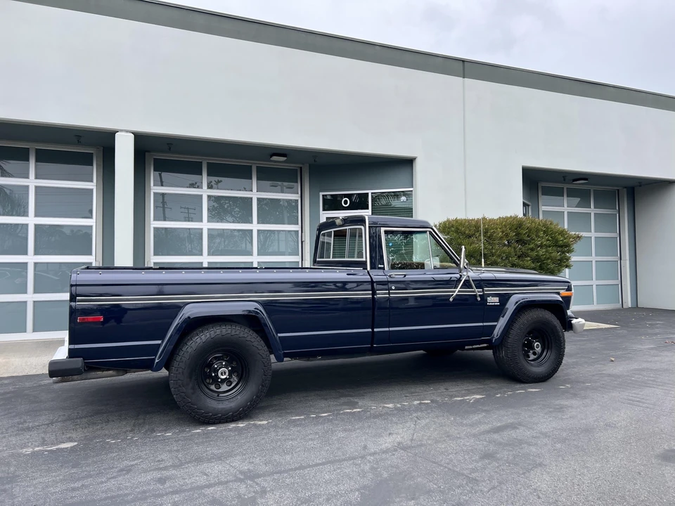 1985 Jeep SJ Gladiator - Image 12 of 31