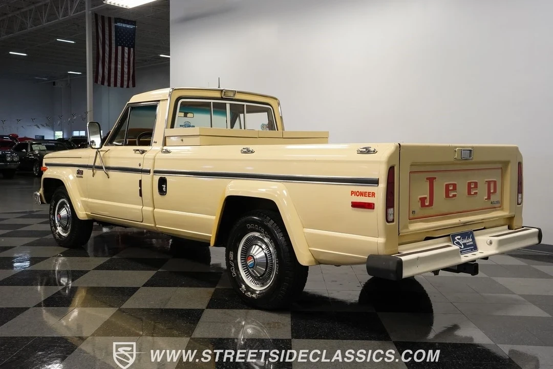 1985 Jeep SJ Gladiator - Image 10 of 12