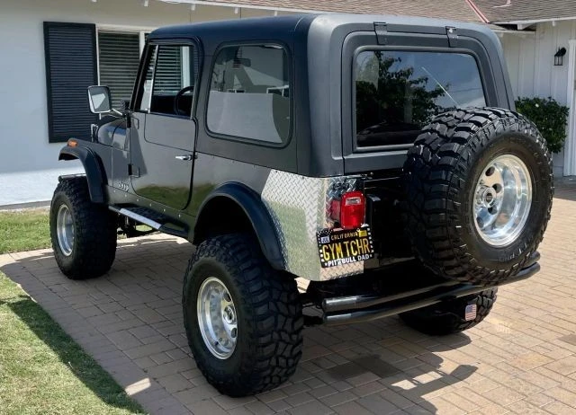 1985 Jeep CJ7 - Image 10 of 21