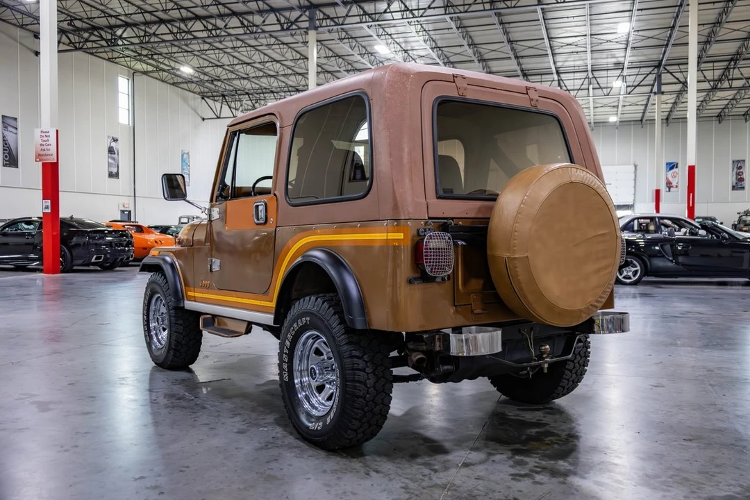 1985 Jeep CJ7 - Image 5 of 31