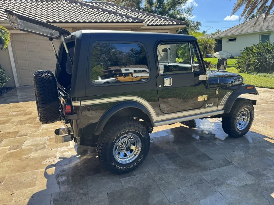1985 Jeep CJ7 - Image 3 of 26