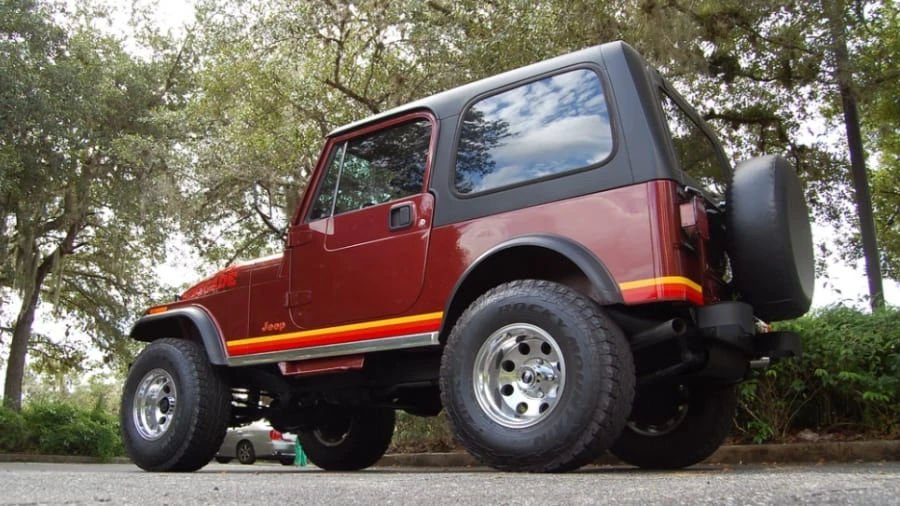1985 Jeep CJ7 - Image 3 of 12