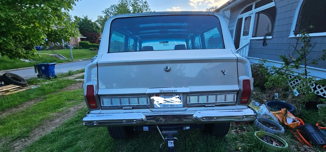 1985 Jeep SJ Wagoneer - Image 12 of 31