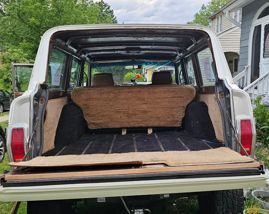 1985 Jeep SJ Wagoneer - Image 25 of 31
