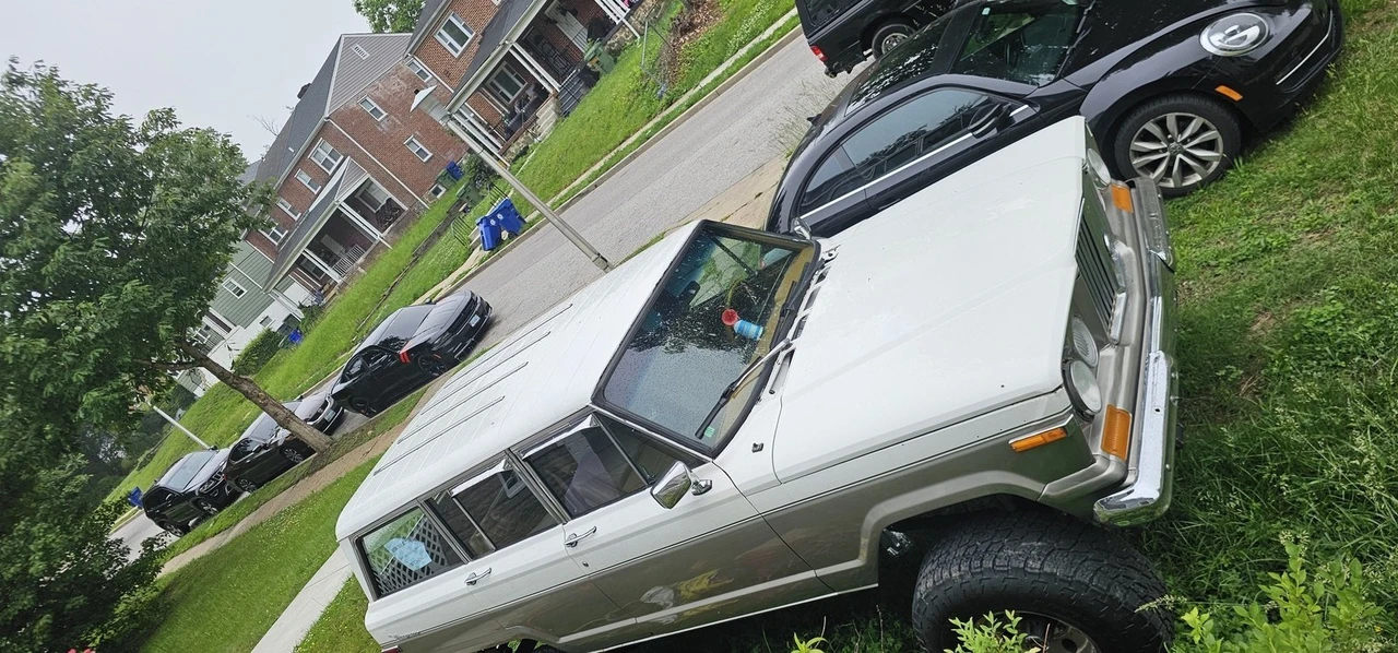 1985 Jeep SJ Wagoneer - Image 24 of 31