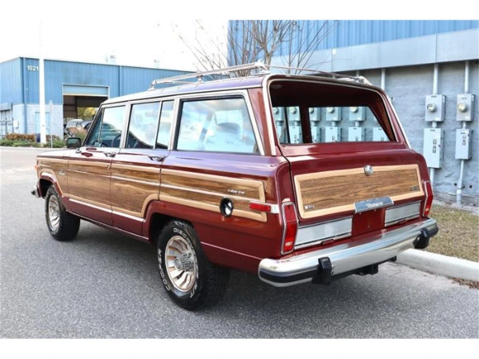 1985 Jeep SJ Wagoneer - Image 5 of 30
