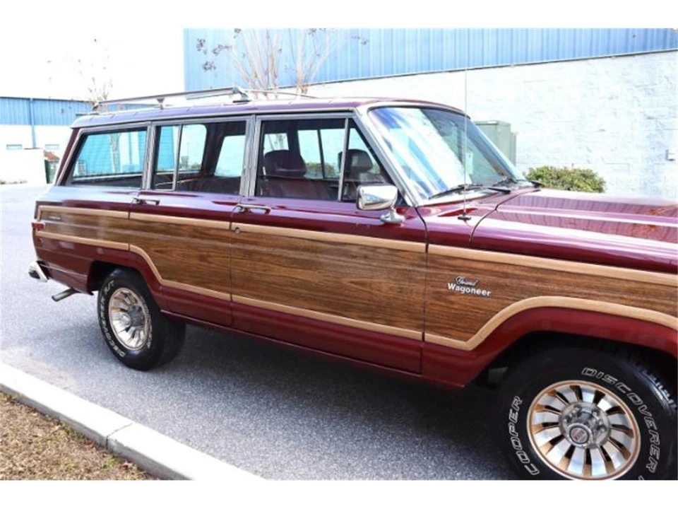1985 Jeep SJ Wagoneer - Image 6 of 30