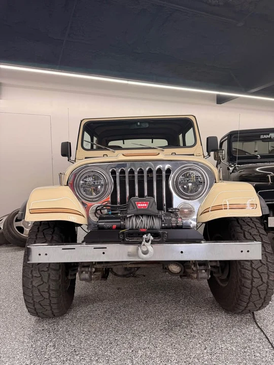 1985 Jeep Wrangler - Image 2 of 11