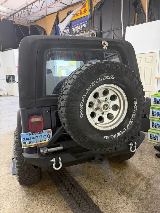 1985 Jeep Wrangler - Image 6 of 9