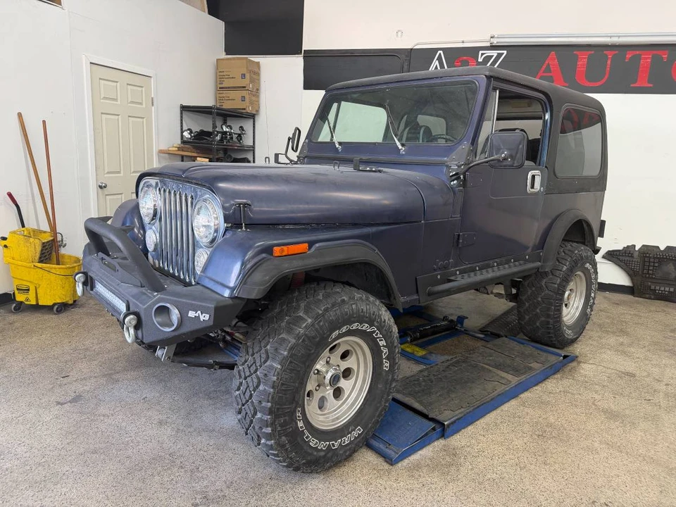 1985 Jeep Wrangler - Image 2 of 9