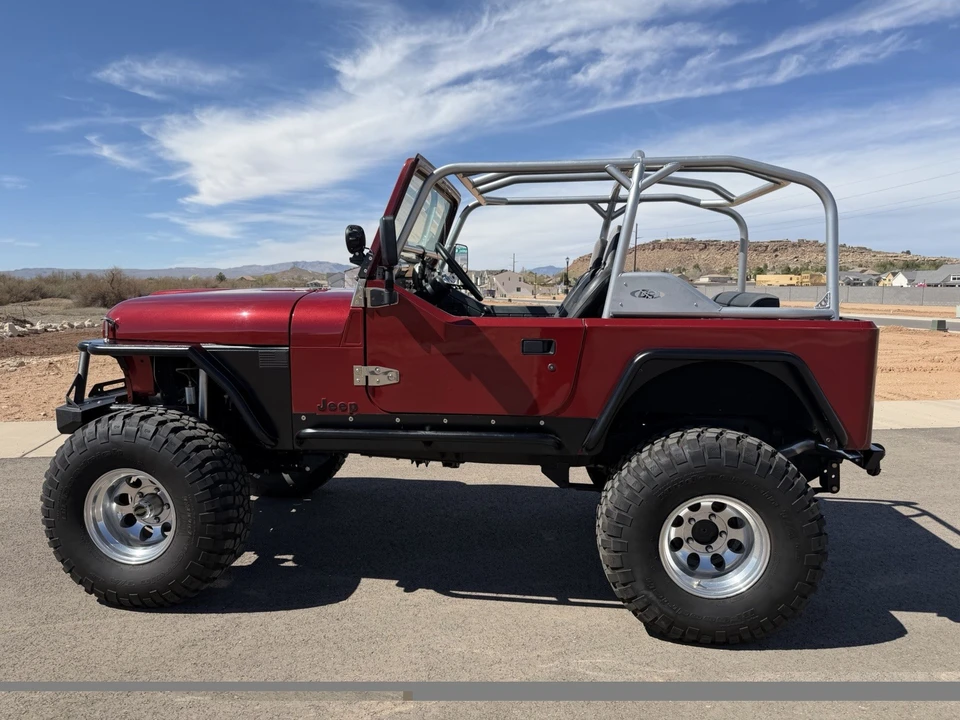 1985 Jeep CJ7 - Image 2 of 24
