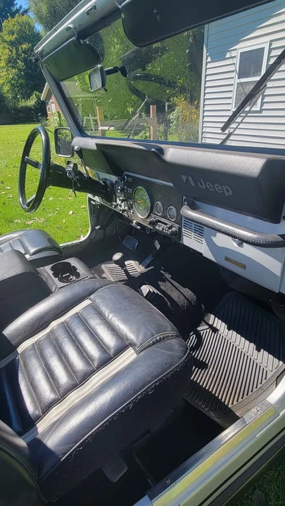 1985 Jeep Wrangler - Image 5 of 9