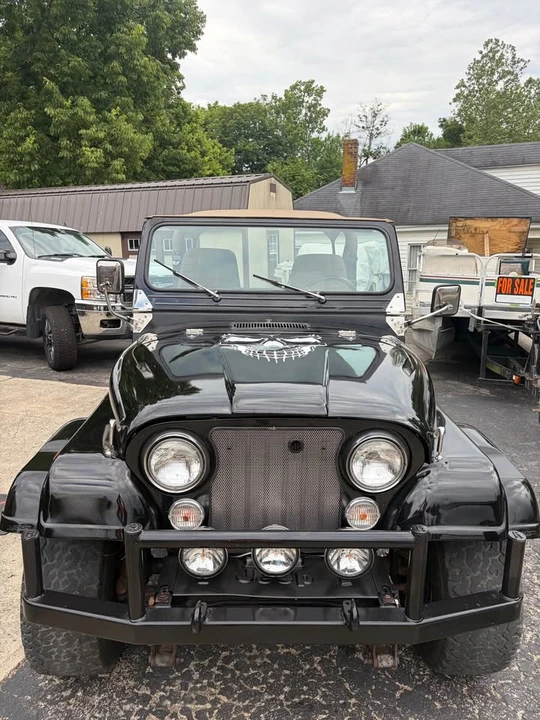 1985 Jeep Wrangler - Image 2 of 10