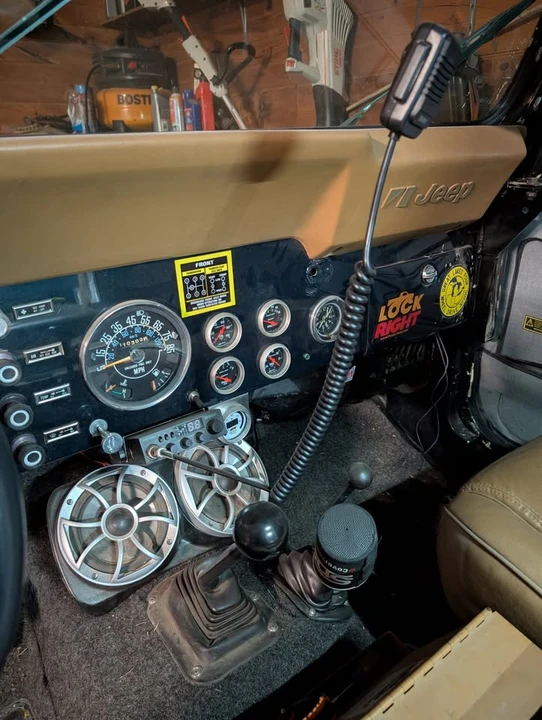 1985 Jeep CJ8 Scrambler - Image 5 of 15