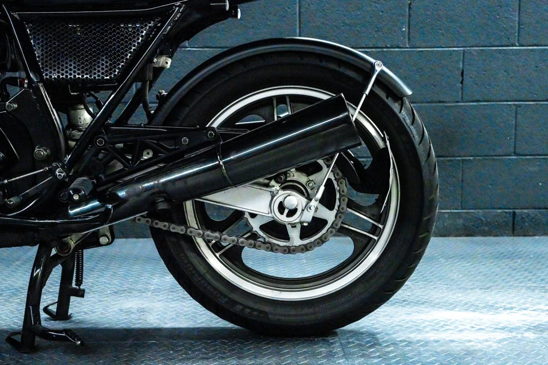 1985 Kawasaki Ninja - Image 6 of 6