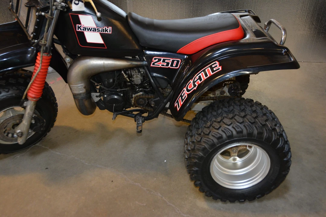 1985 Kawasaki KX - Image 13 of 30