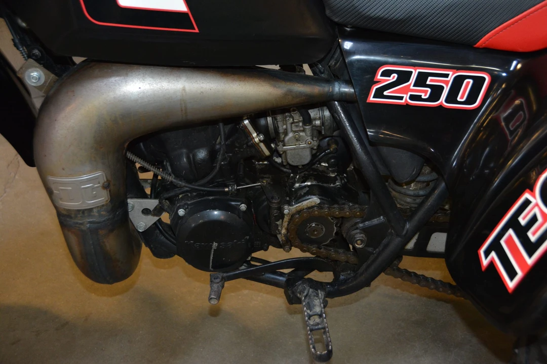 1985 Kawasaki KX - Image 26 of 30