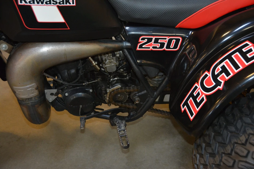 1985 Kawasaki KX - Image 24 of 30