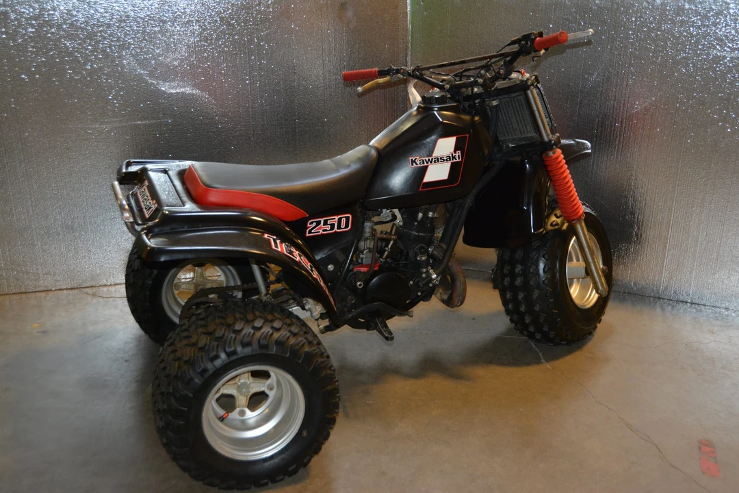 1985 Kawasaki KX - Image 5 of 30