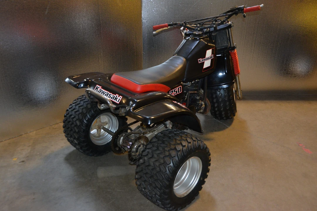1985 Kawasaki KX - Image 4 of 30