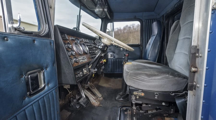 1985 Kenworth W900 - Image 23 of 25