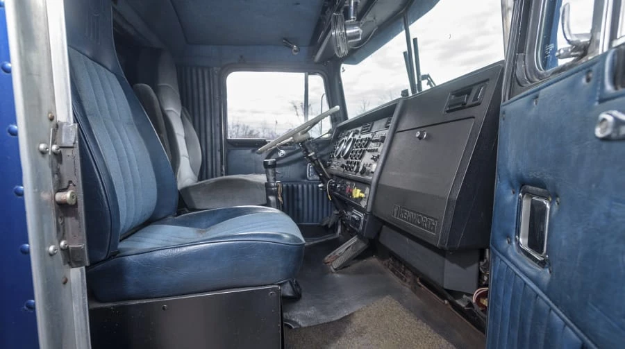 1985 Kenworth W900 - Image 15 of 25