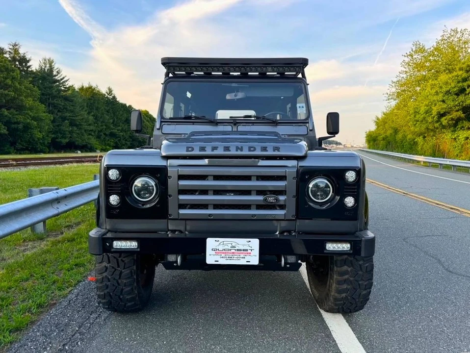1985 Land Rover Defender 110 - Image 2 of 14