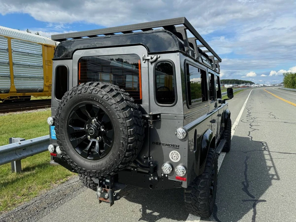 1985 Land Rover Defender 110 - Image 13 of 14