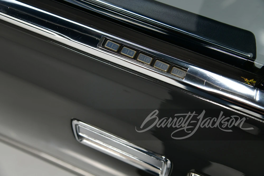 1985 Lincoln Town Car - Image 5 of 14