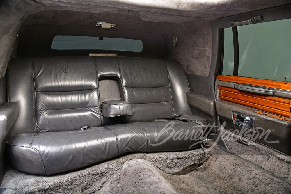 1985 Lincoln Town Car - Image 10 of 15