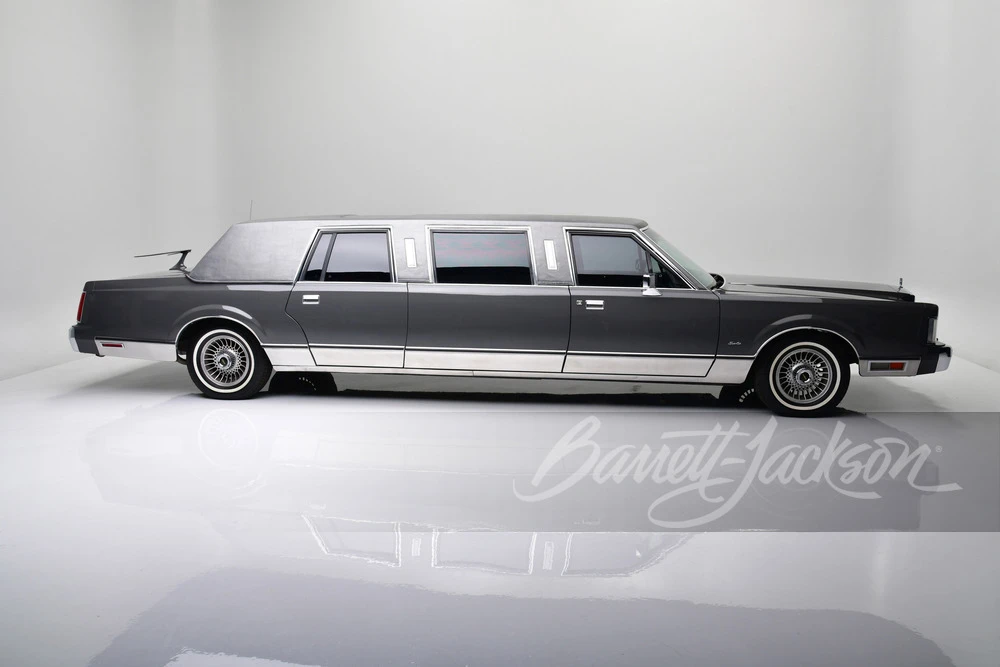 1985 Lincoln Town Car - Image 5 of 15