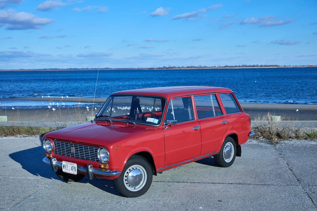 1985 Lada - Image 9 of 31