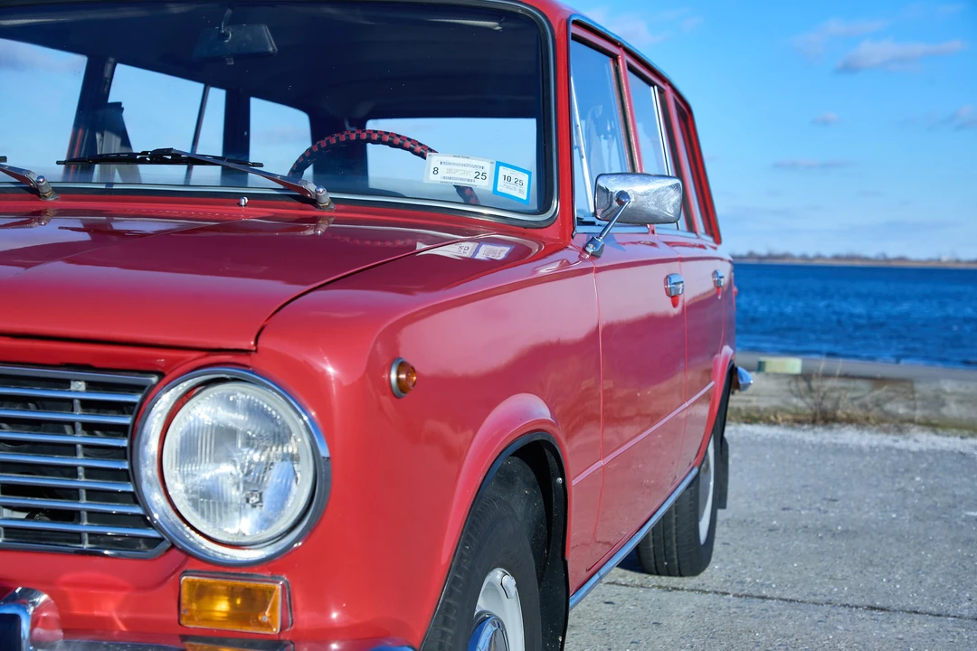 1985 Lada - Image 30 of 31