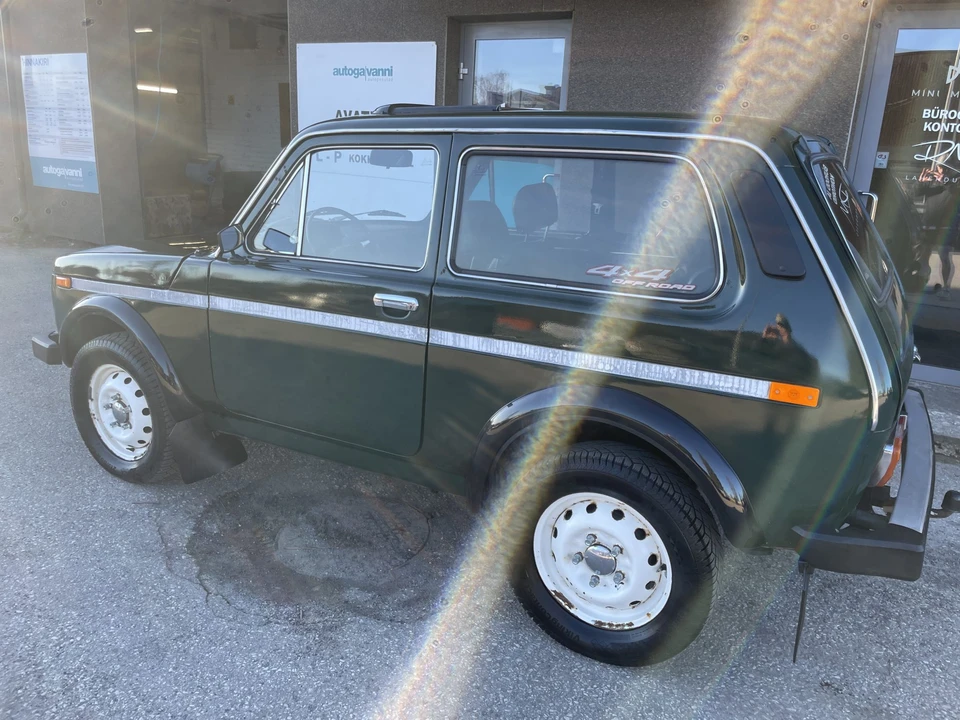 1985 Lada - Image 6 of 31