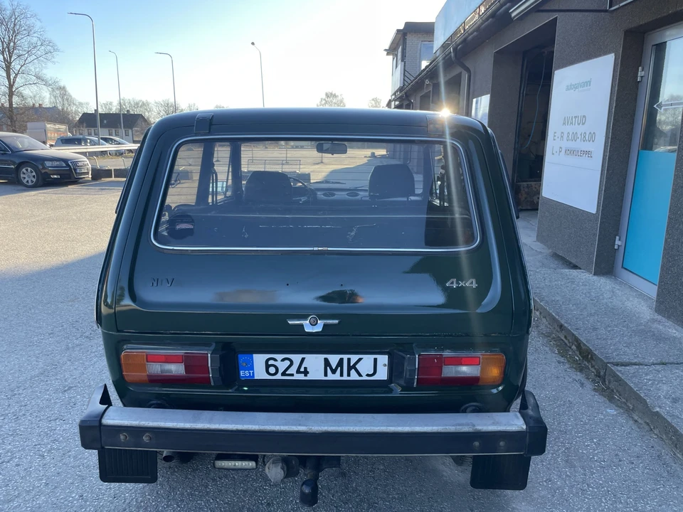 1985 Lada - Image 7 of 31