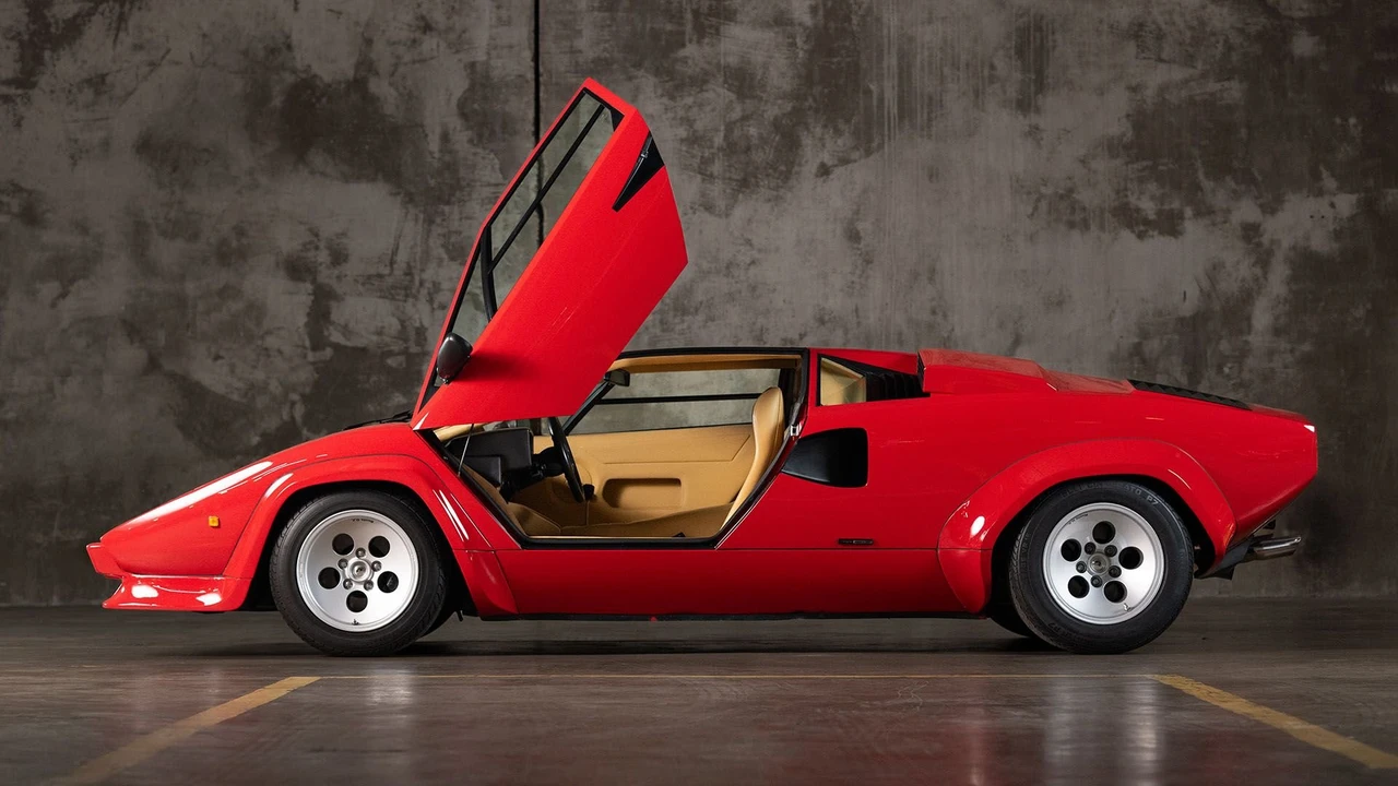 1985 Lamborghini Countach LP5000 Quattrovalvole - Image 15 of 31