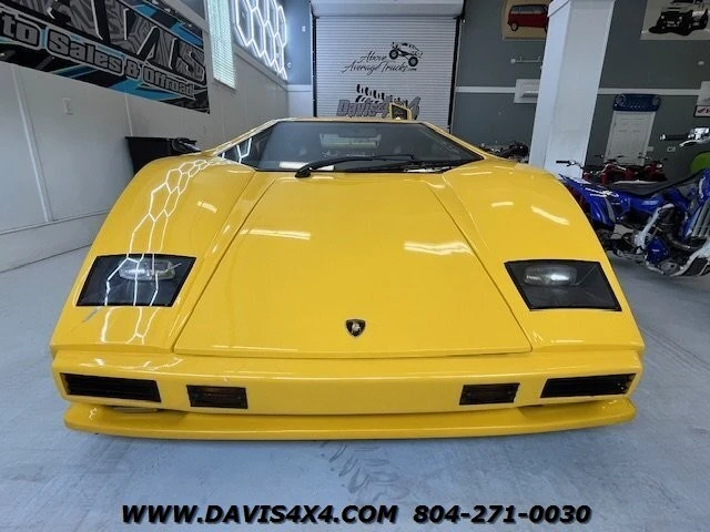 1985 Lamborghini Countach LP500 S - Image 2 of 12
