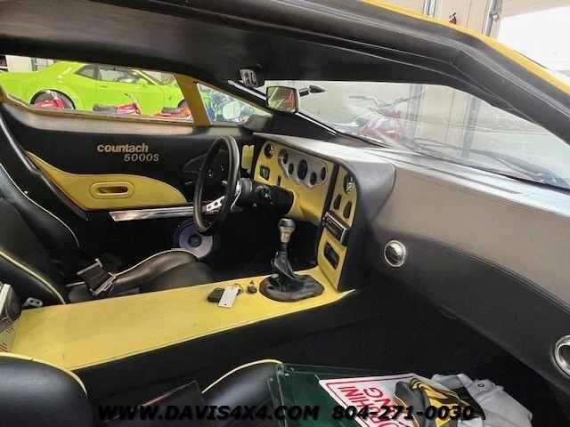 1985 Lamborghini Countach - Image 15 of 21