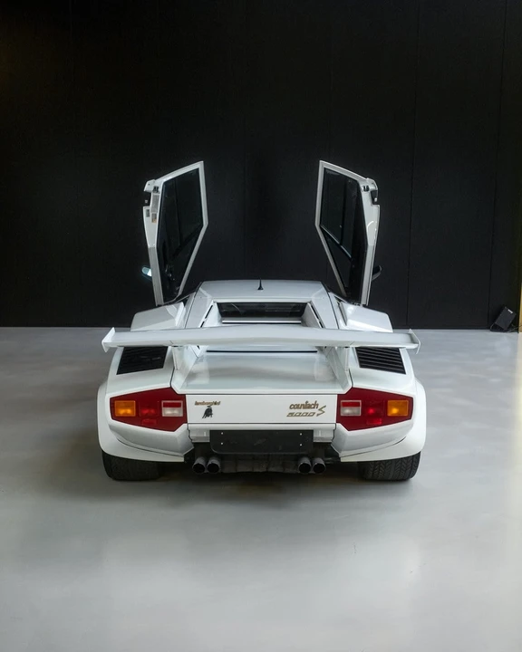 1985 Lamborghini Countach LP500 S - Image 11 of 30