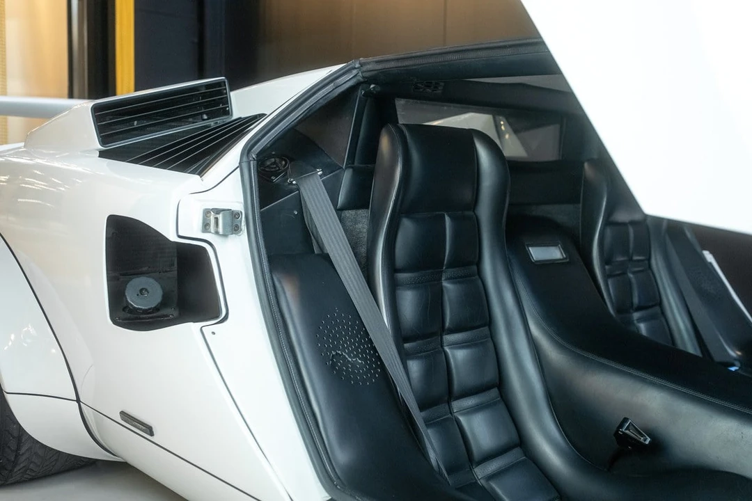 1985 Lamborghini Countach LP500 S - Image 22 of 30