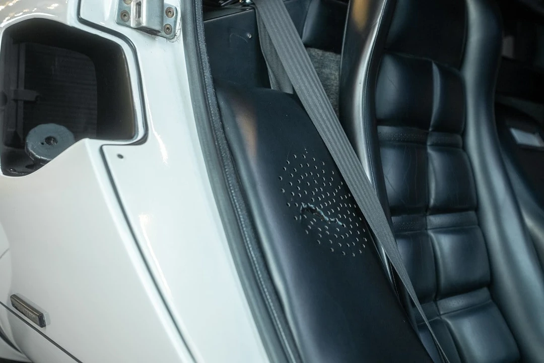 1985 Lamborghini Countach LP500 S - Image 24 of 30