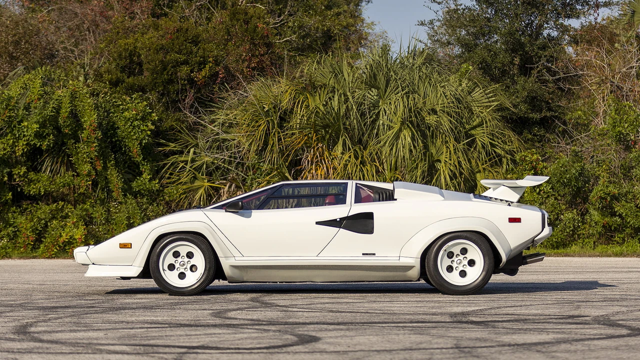 1985 Lamborghini Countach - Image 2 of 31