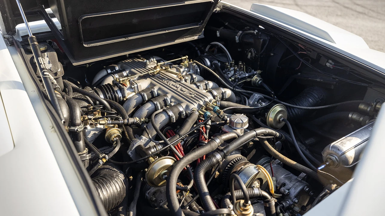 1985 Lamborghini Countach - Image 6 of 31