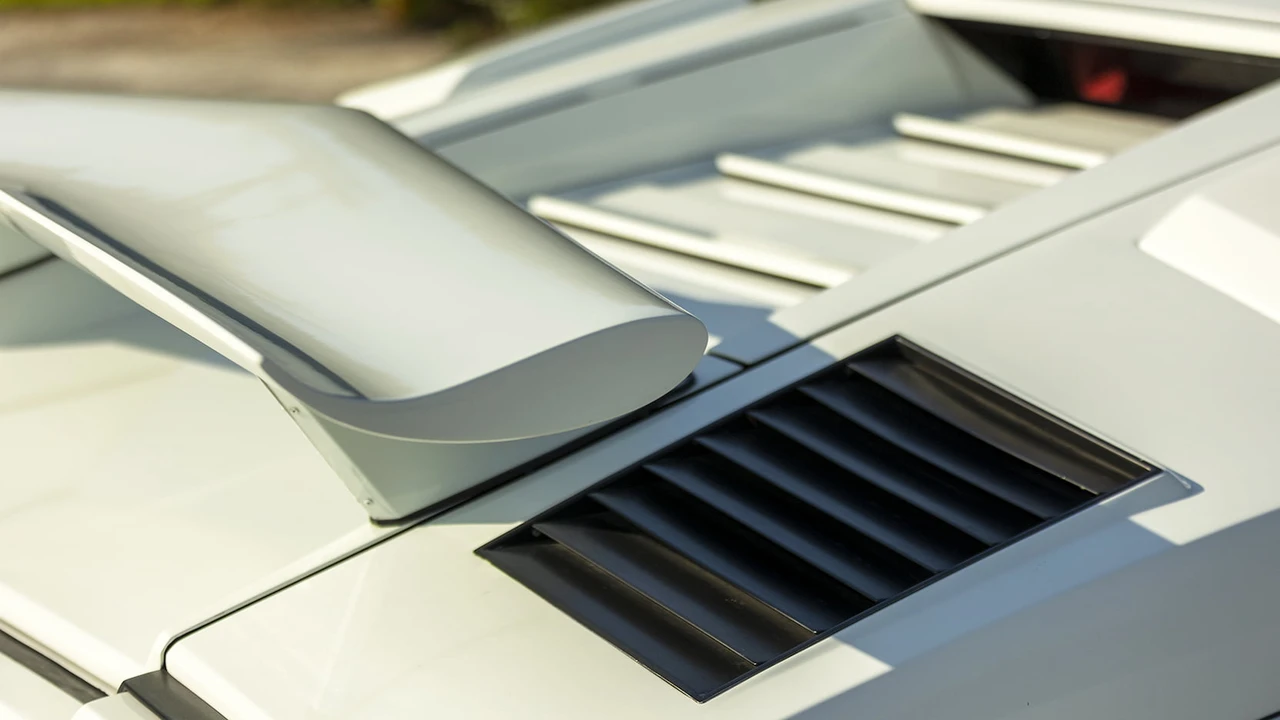 1985 Lamborghini Countach - Image 24 of 31