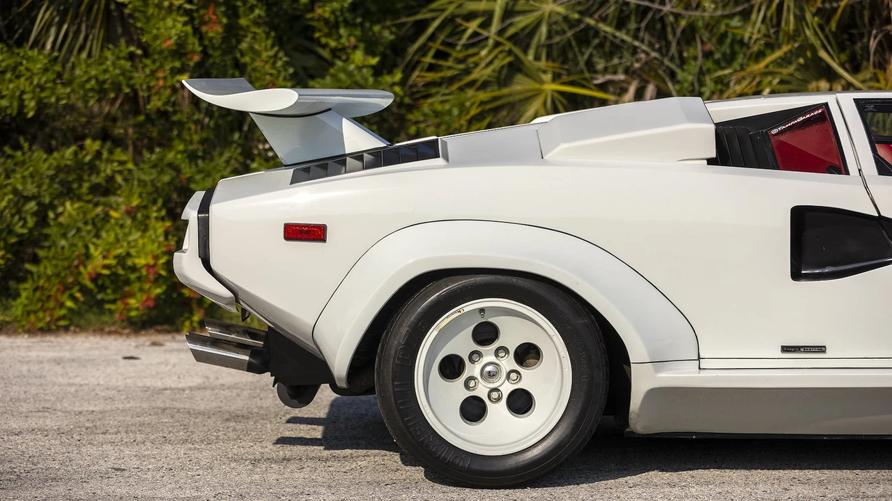 1985 Lamborghini Countach - Image 28 of 31