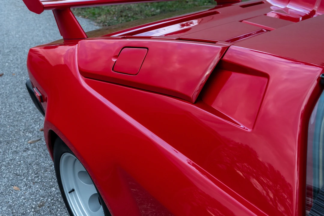 1985 Lamborghini Jalpa - Image 17 of 31