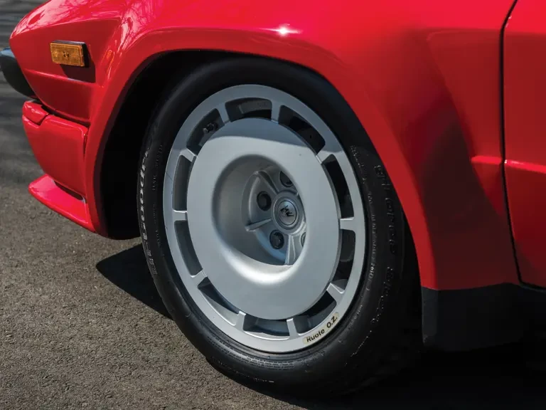 1985 Lamborghini Jalpa - Image 17 of 27
